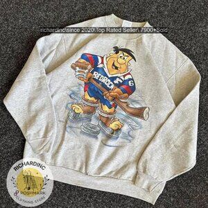 FLINTSTONE FRED BEDROCK HOCKEY graphic Crewneck Sweatshirt shirt '96